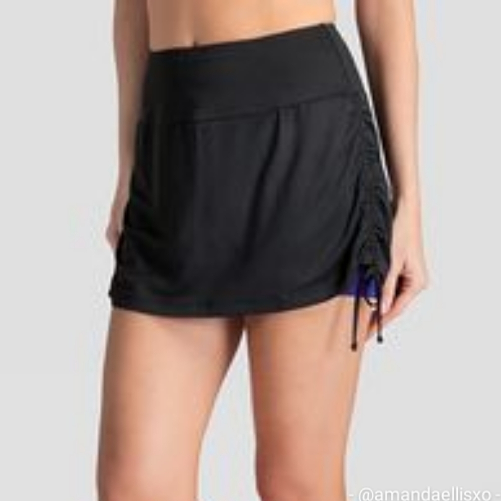 Chrissie by Tail Marlen Cinch Side Tennis Skort